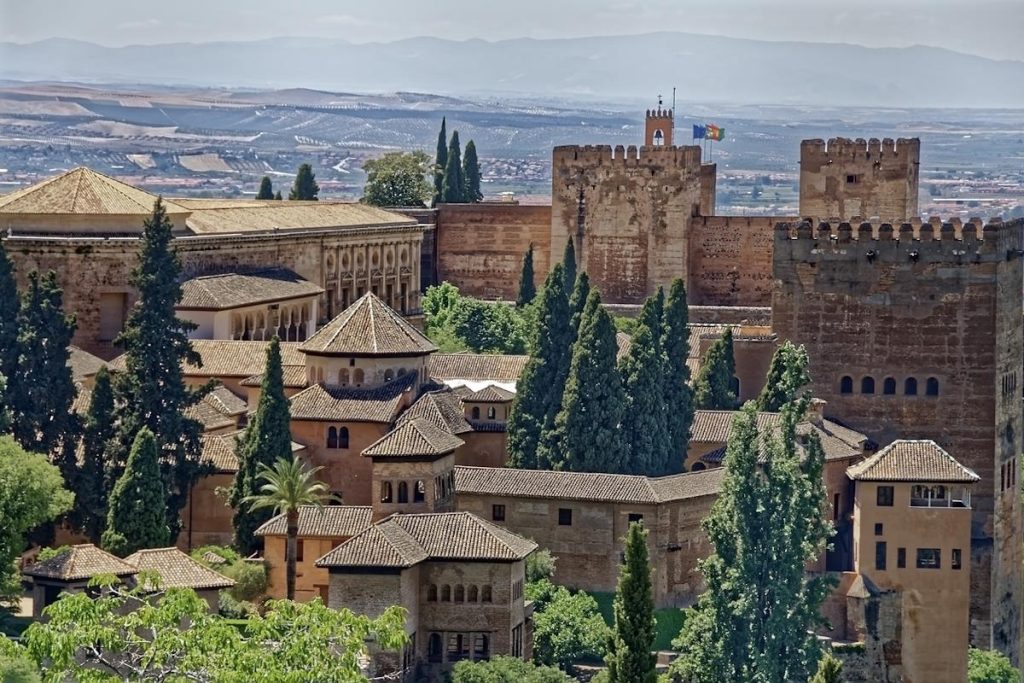 Granada kada ići, što vidjeti i gdje se smjestiti