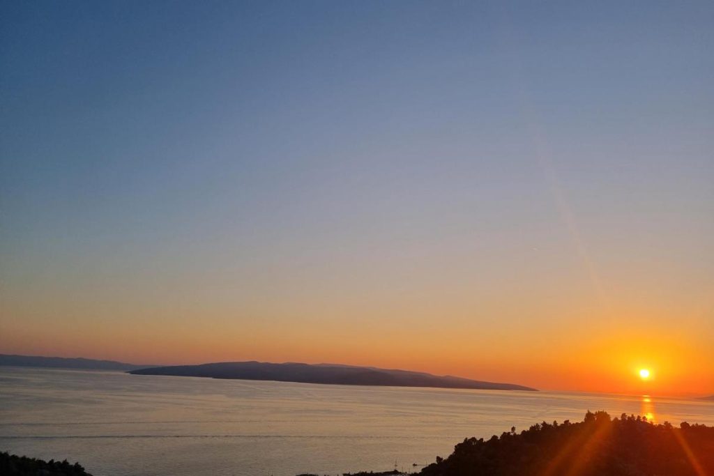 Mošćenička Draga je savršena za obiteljski odmor: Obiteljske aktivnosti, gdje odsjesti i najbolje plaže u Moščeničkoj Dragi