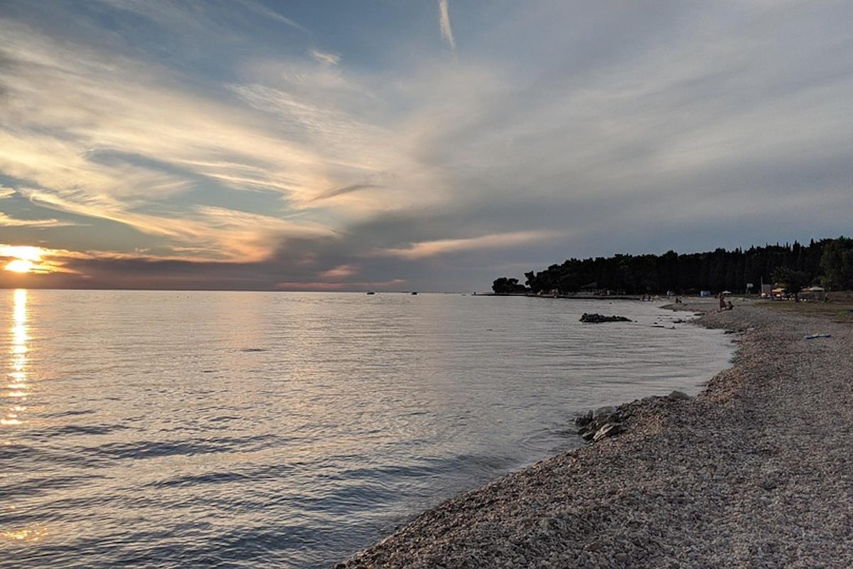 Fažana za obiteljski odmor: Obiteljske aktivnosti, gdje odsjesti i najbolje plaže u Fažani